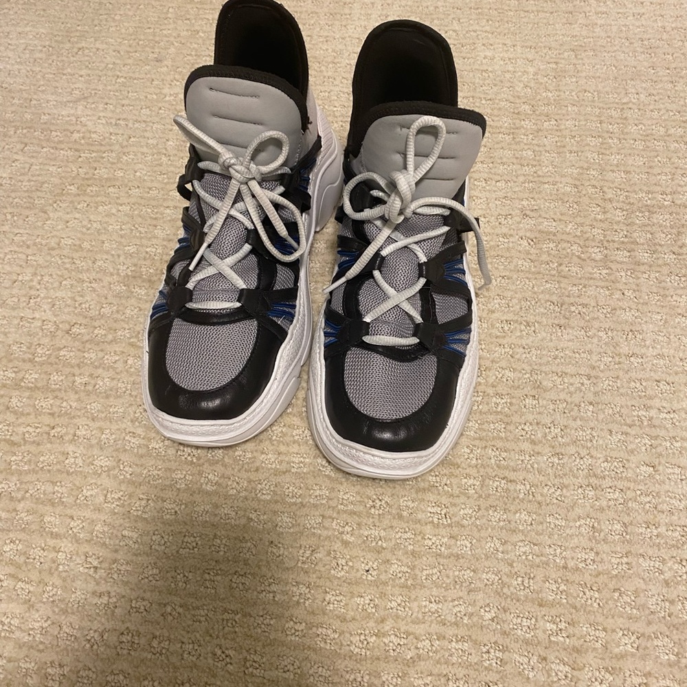 Schutz Anick Lace-up Sneakers